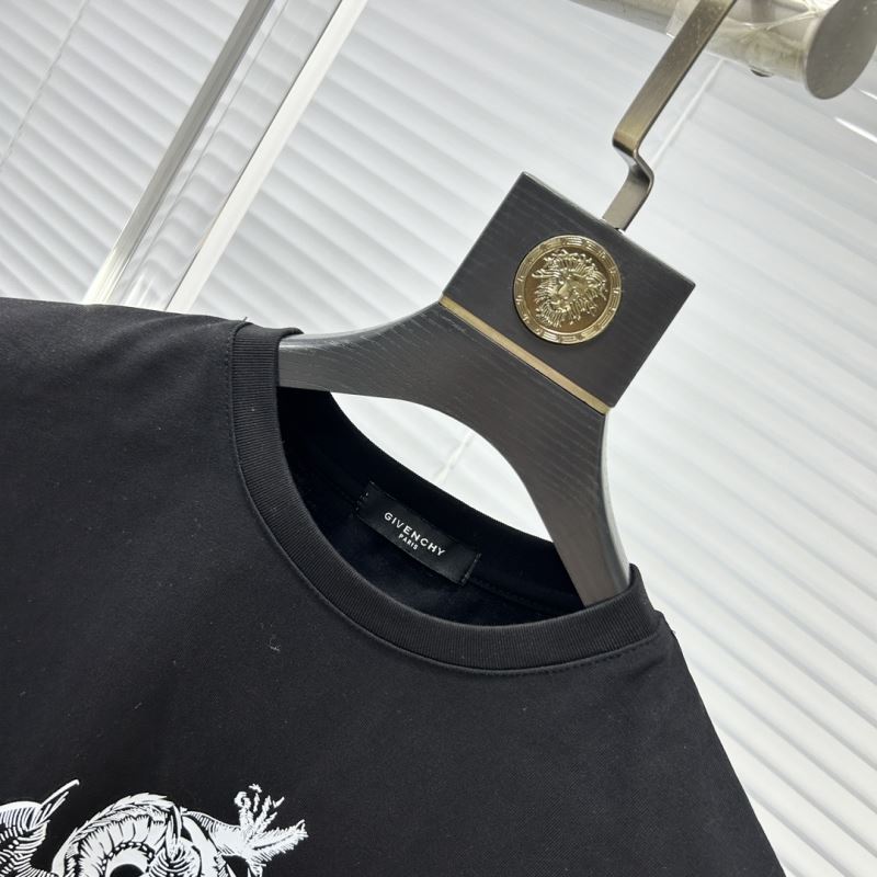 Givenchy T-Shirts